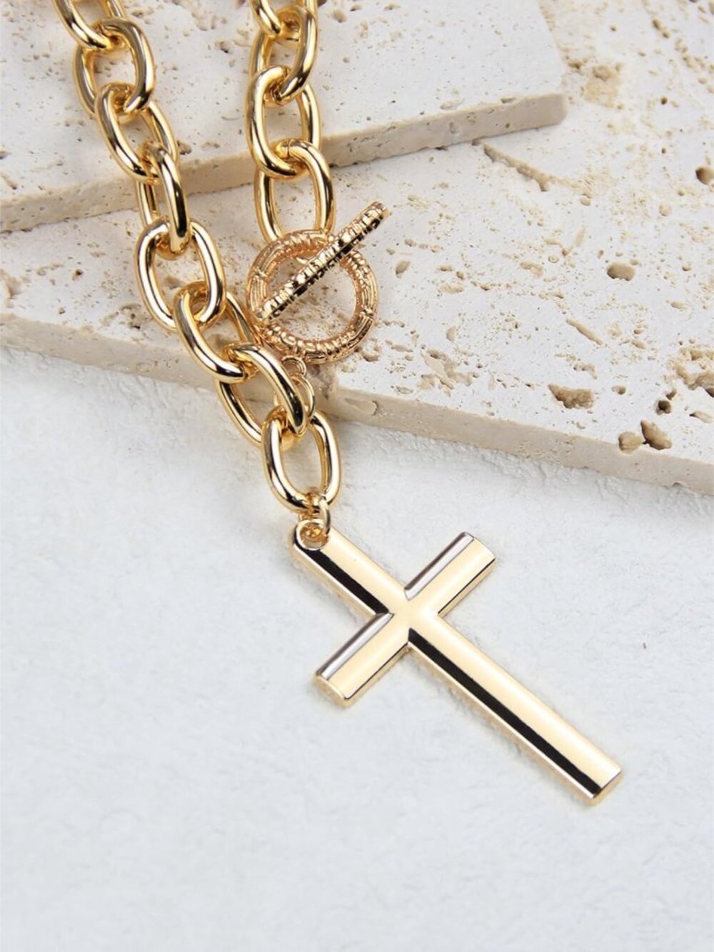 Chunky Gold Cross Necklace for Women Layered Necklace Retro Big Gold Cross Penda - Picture 5 of 6